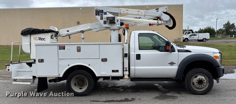 CAMIóN CON CANASTILLA 2016 FORD ALTEC
