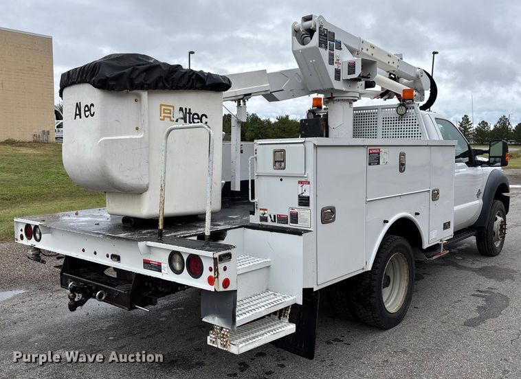 CAMIóN CON CANASTILLA 2016 FORD ALTEC