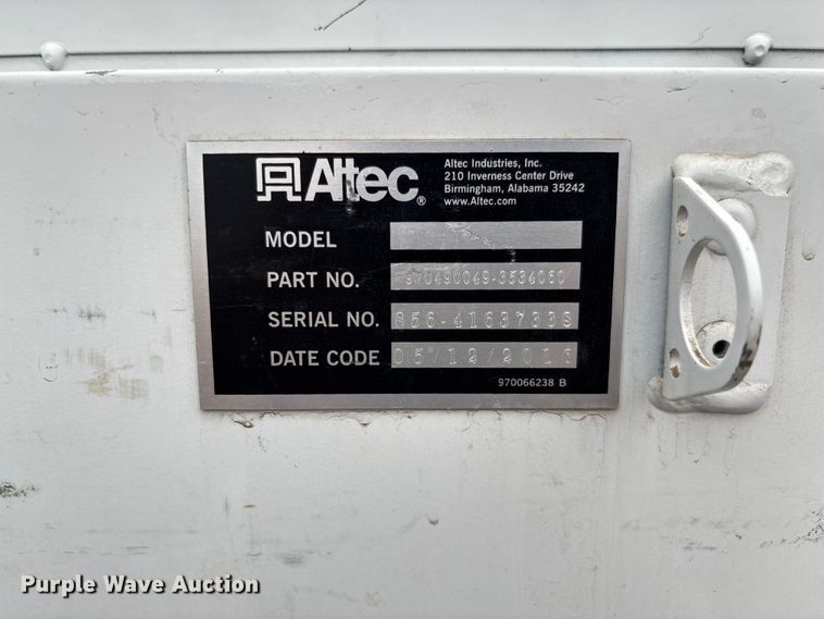 image for item EM8206 2016 Ford F550 Super Duty XL bucket truck