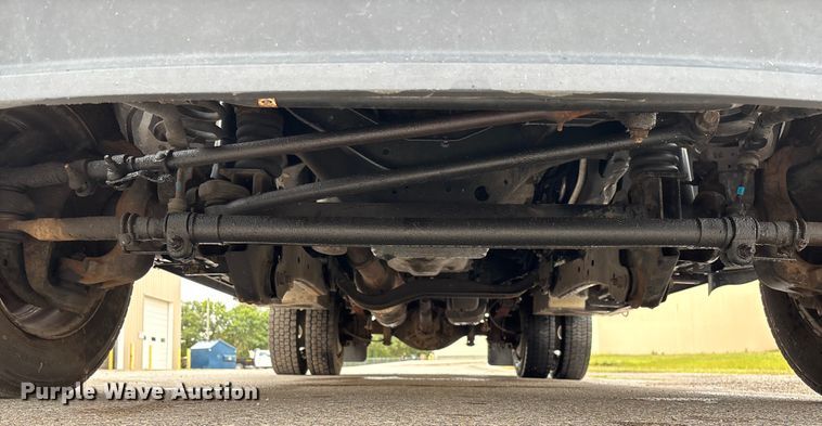 image for item EM8206 2016 Ford F550 Super Duty XL bucket truck