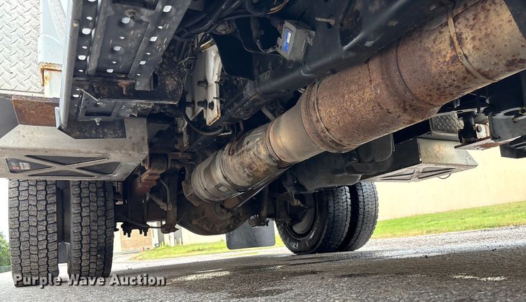 image for item EM8206 2016 Ford F550 Super Duty XL bucket truck