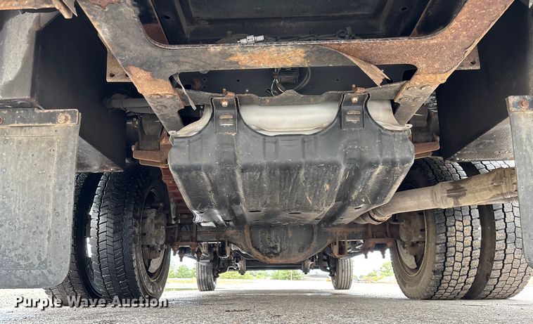 image for item EM8206 2016 Ford F550 Super Duty XL bucket truck