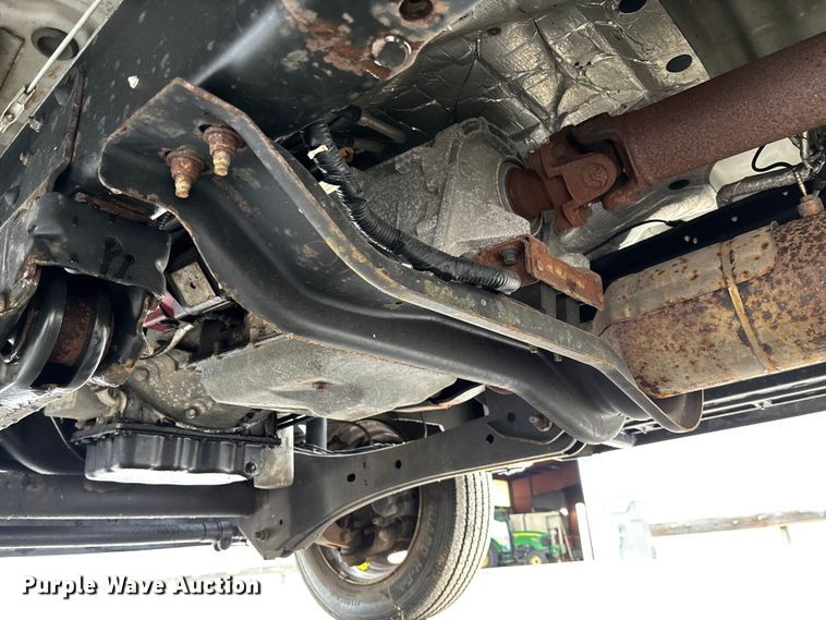 image for item EM8206 2016 Ford F550 Super Duty XL bucket truck