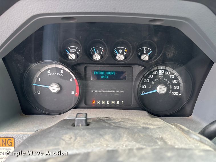 image for item EM8206 2016 Ford F550 Super Duty XL bucket truck