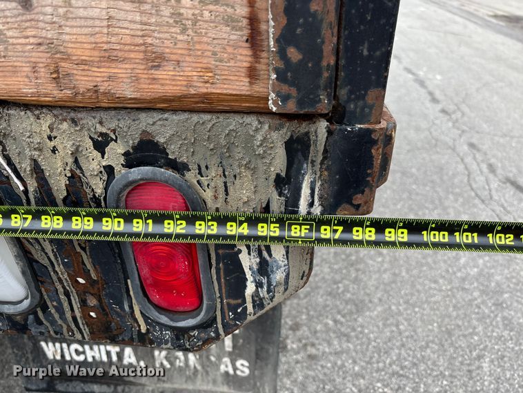 image for item EM8209 2007 Ford F450 Super Duty XL flatbed truck