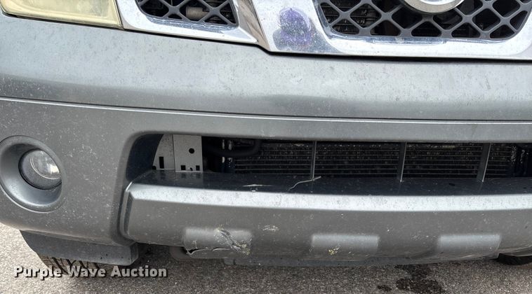 image for item EM8210 2005 Nissan Pathfinder SUV