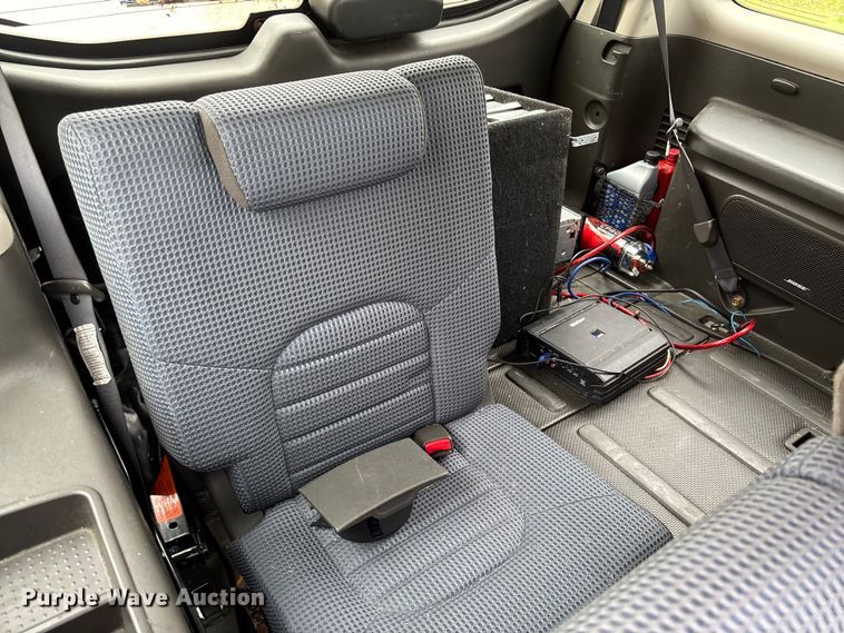 image for item EM8210 2005 Nissan Pathfinder SUV