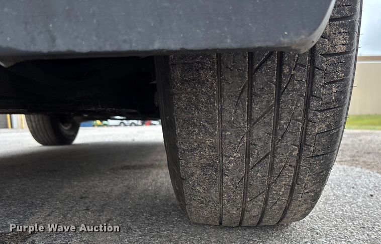 image for item EM8210 2005 Nissan Pathfinder SUV