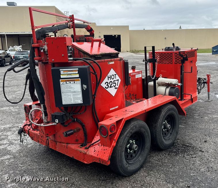 image for item EM8212 2020 Crafco Super Shot 125D melter applicator