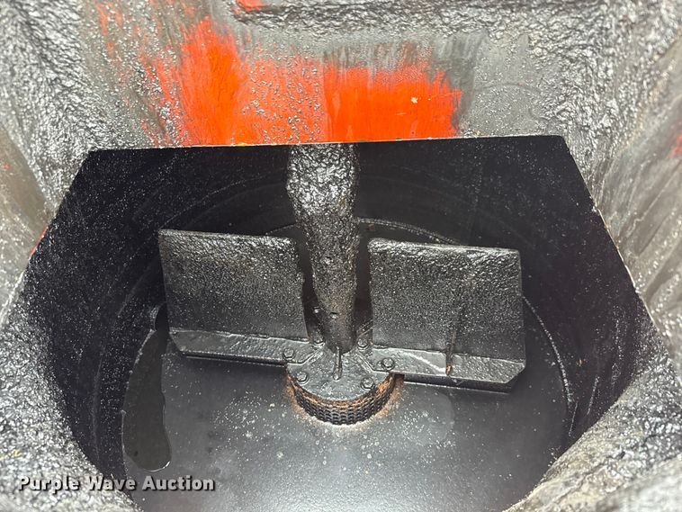 image for item EM8212 2020 Crafco Super Shot 125D melter applicator