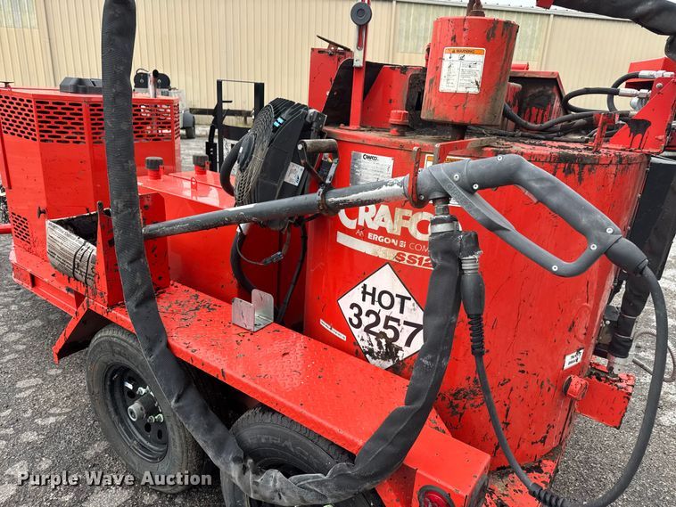 image for item EM8212 2020 Crafco Super Shot 125D melter applicator