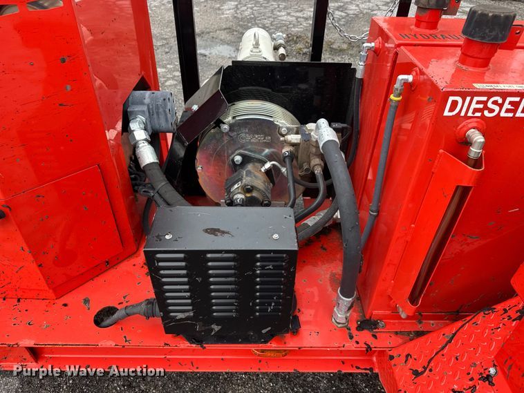 image for item EM8212 2020 Crafco Super Shot 125D melter applicator