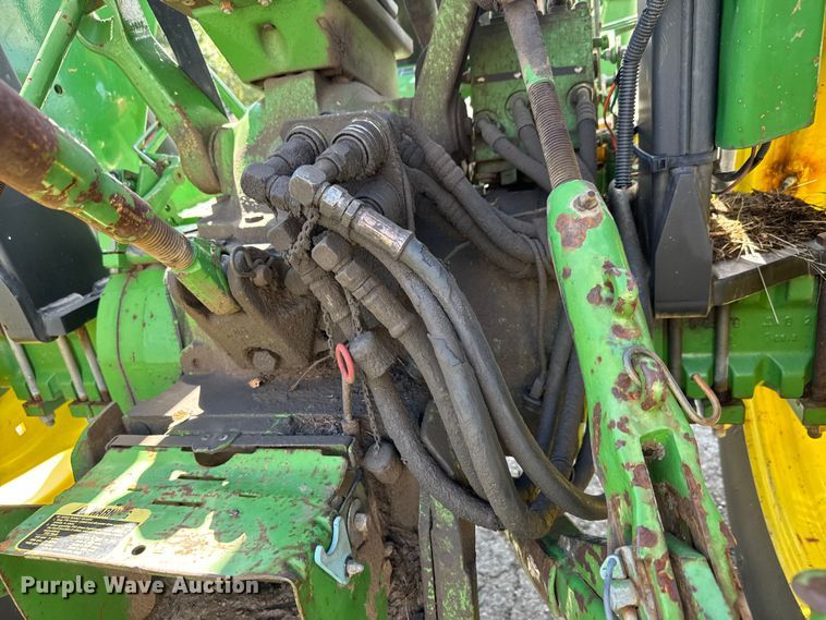 image for item EM8213 1992 John Deere 2755 tractor