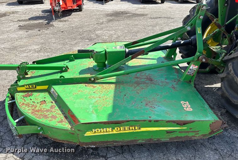 image for item EM8213 1992 John Deere 2755 tractor