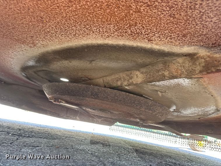 image for item EM8213 1992 John Deere 2755 tractor