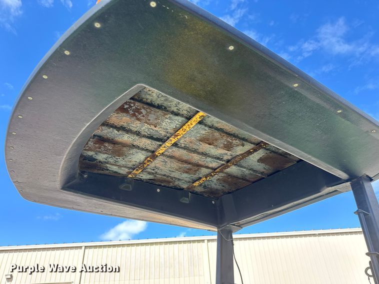 image for item EM8213 1992 John Deere 2755 tractor