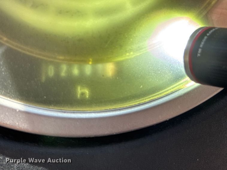 image for item EM8213 1992 John Deere 2755 tractor