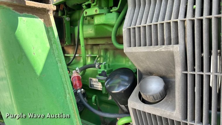 image for item EM8213 1992 John Deere 2755 tractor
