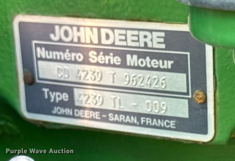 image for item EM8213 1992 John Deere 2755 tractor