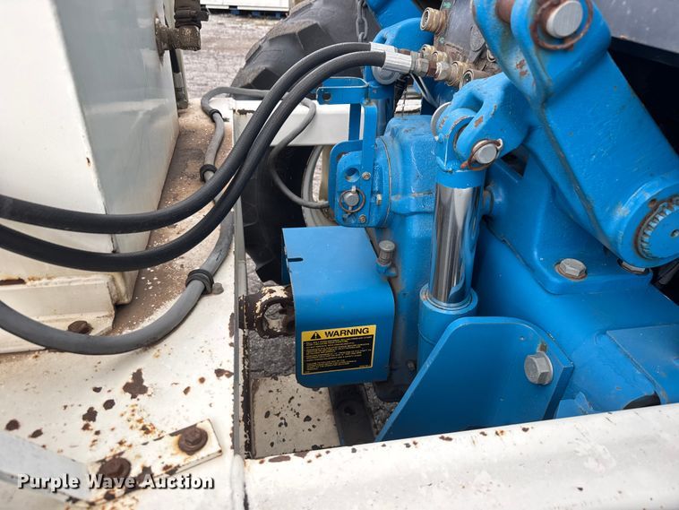 image for item EM8216 1998 New Holland 9030E bi-directional tractor