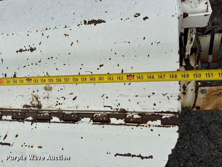 image for item EM8216 1998 New Holland 9030E bi-directional tractor