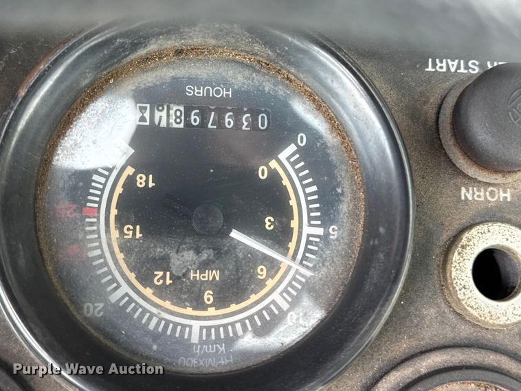 image for item EM8216 1998 New Holland 9030E bi-directional tractor