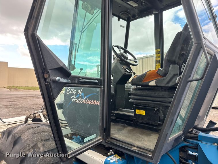 image for item EM8216 1998 New Holland 9030E bi-directional tractor