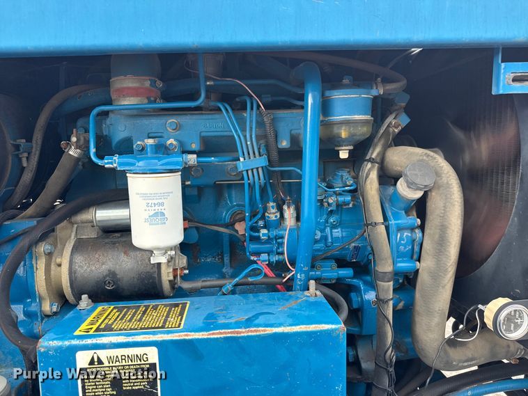 image for item EM8216 1998 New Holland 9030E bi-directional tractor