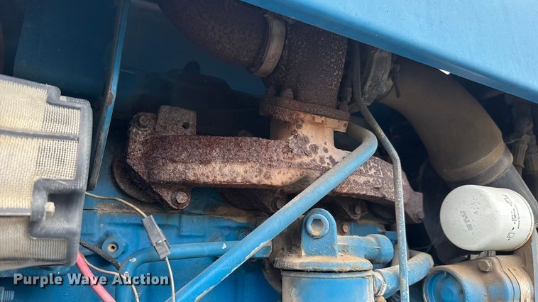 image for item EM8216 1998 New Holland 9030E bi-directional tractor