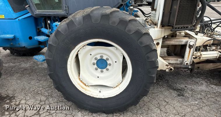 image for item EM8216 1998 New Holland 9030E bi-directional tractor