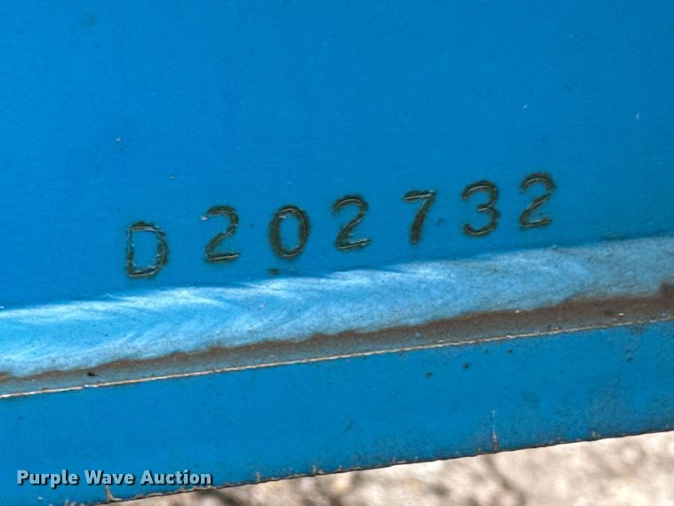 image for item EM8216 1998 New Holland 9030E bi-directional tractor