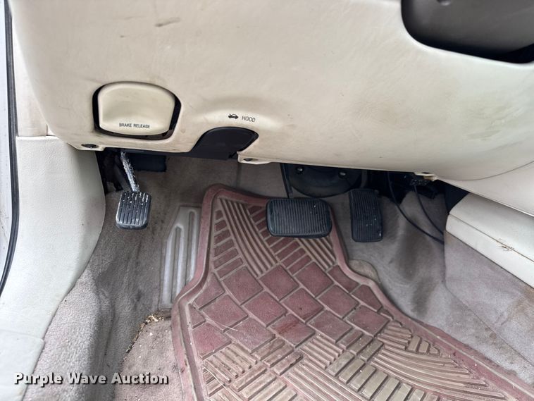 image for item EM8220 2001 Lincoln Continental 