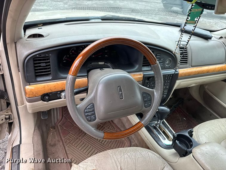 image for item EM8220 2001 Lincoln Continental 