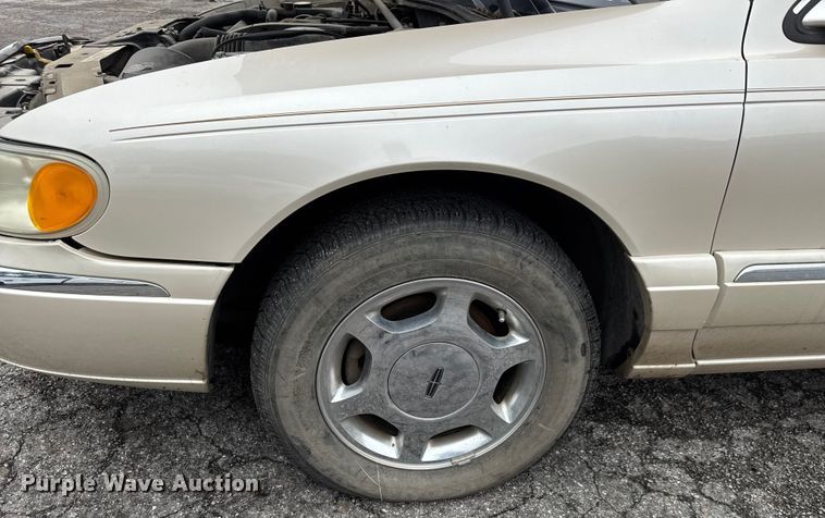 image for item EM8220 2001 Lincoln Continental 