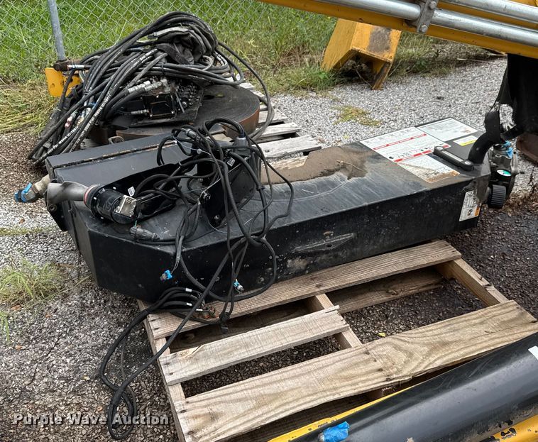 image for item EM8223 Tiger Saber RTRY side boom rotary mower