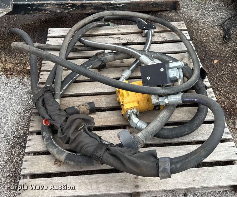 image for item EM8223 Tiger Saber RTRY side boom rotary mower