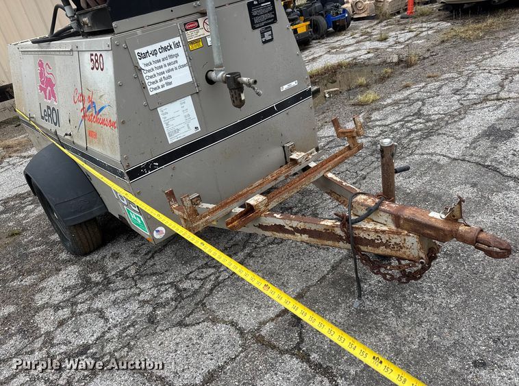 image for item EM8227 1998 CompAir LeRoi Q185DUE air compressor