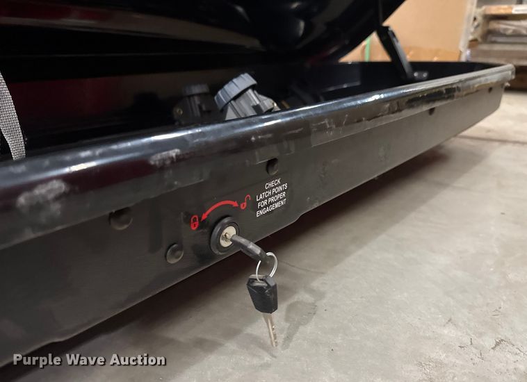 image for item EM8230 Thule Sweden Pulse-Alpine roof storage box