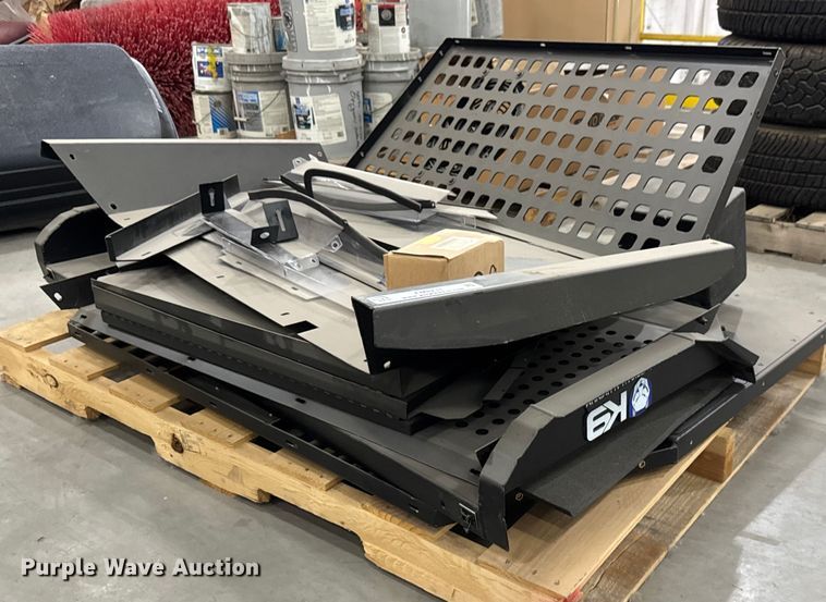 image for item EM8231 American Aluminum K9 cage