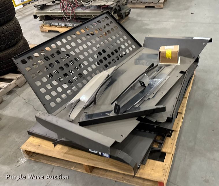 image for item EM8231 American Aluminum K9 cage