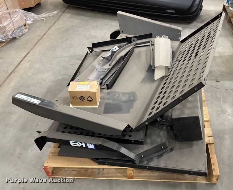 image for item EM8231 American Aluminum K9 cage