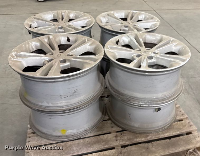 image for item EM8233 (8) 16