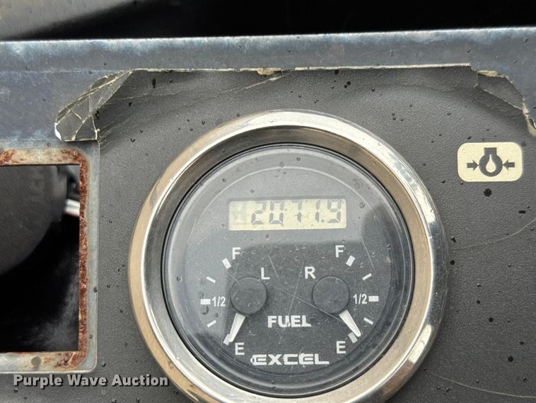 image for item EM8237 2019 Hustler Super Z ZTR lawn mower