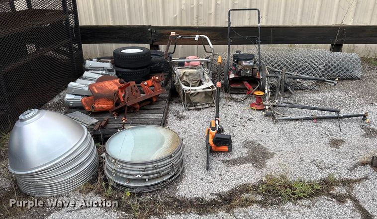 image for item EM8239 Lawn equipment