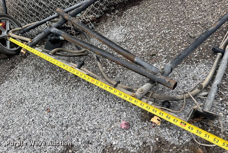 image for item EM8239 Lawn equipment