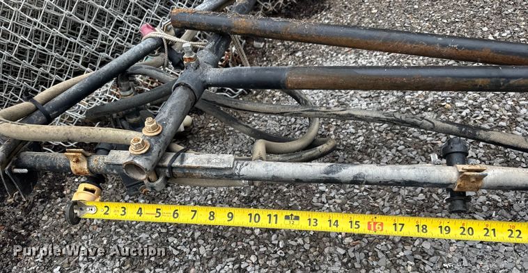 image for item EM8239 Lawn equipment