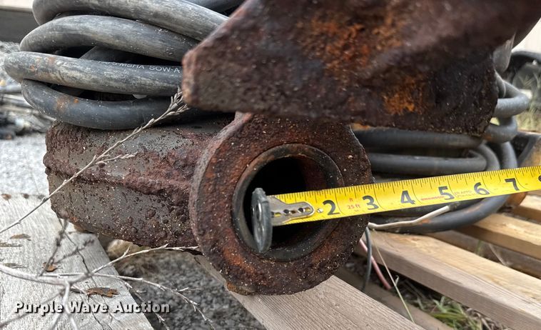 image for item EM8240 (2) pumps