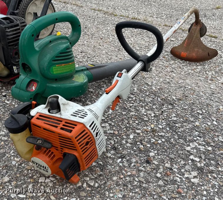 image for item EM8241 Lawn equipment