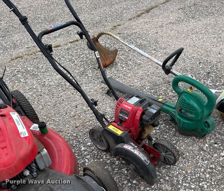 image for item EM8241 Lawn equipment
