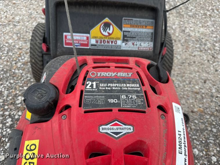 image for item EM8241 Lawn equipment